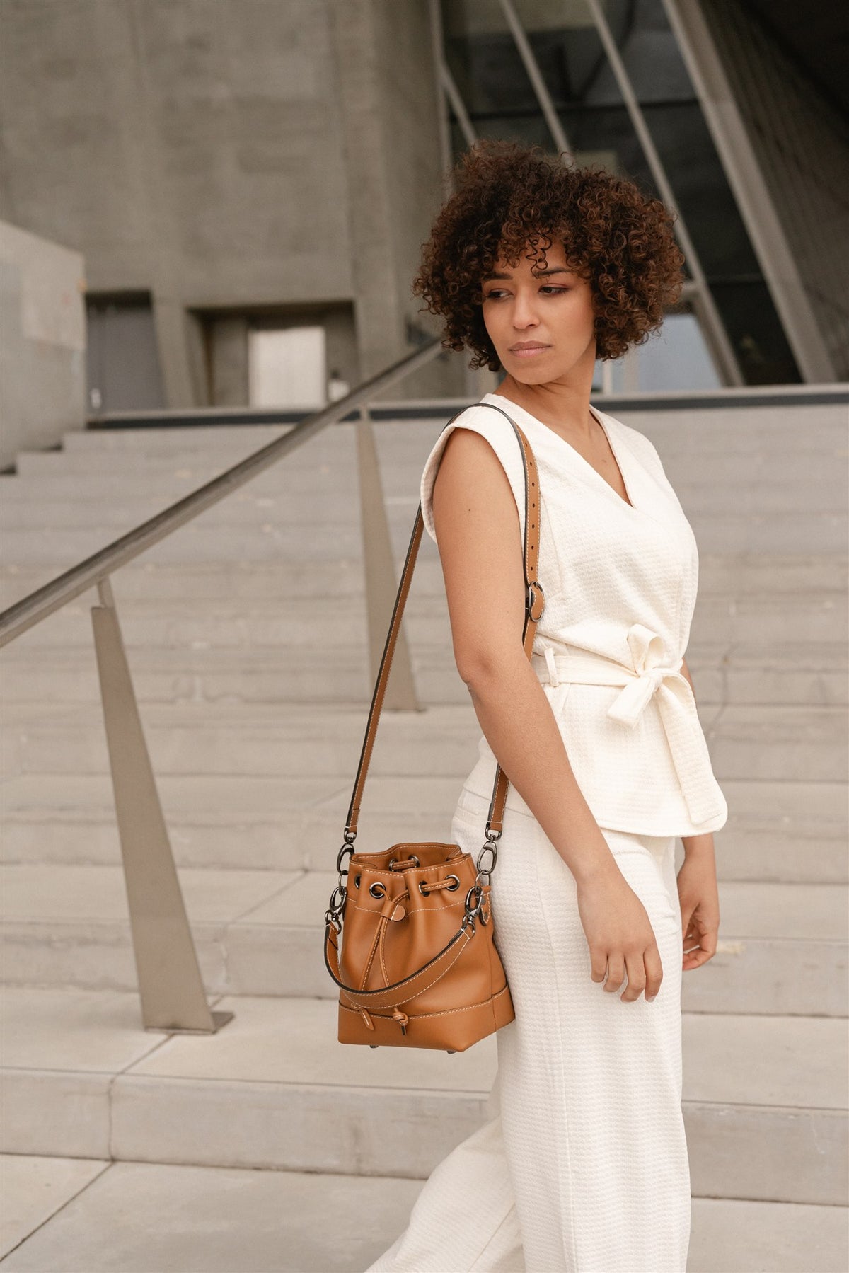 Sac seau cuir marron lisse - Tommy - camel lisse