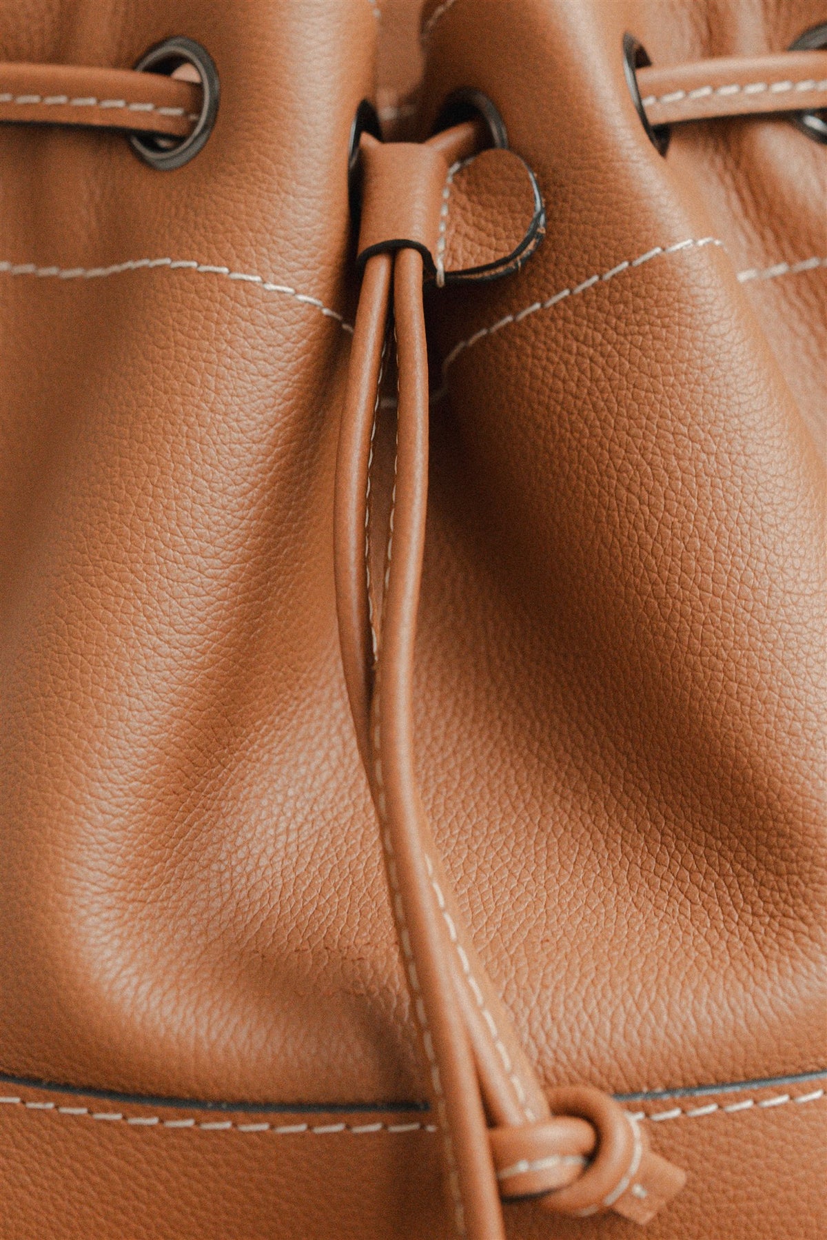 Sac seau cuir camel grainé - Tommy - camel grainé