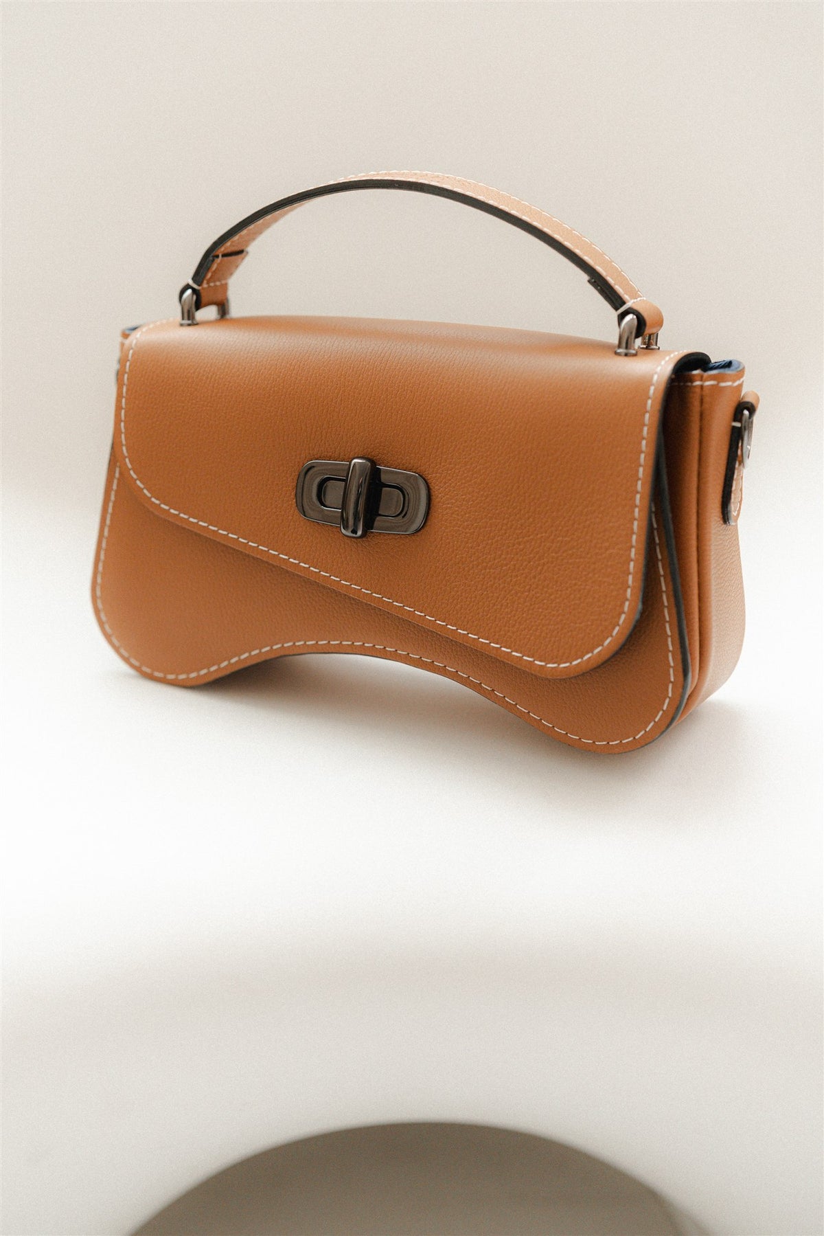 sac baguette cuir souple camel