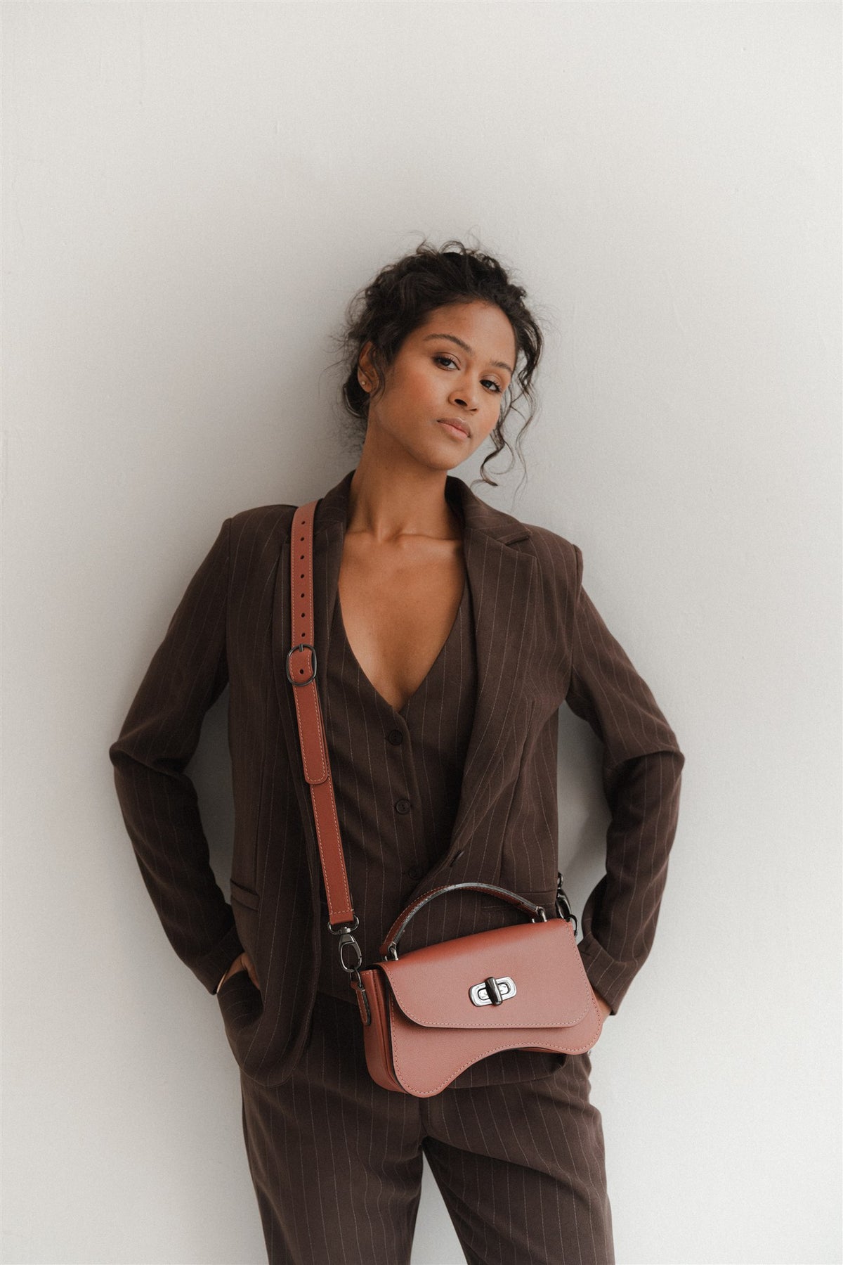 Sac forme baguette cuir vieux rose grainé - L'iconique de Nodie's - vieux rose grainé