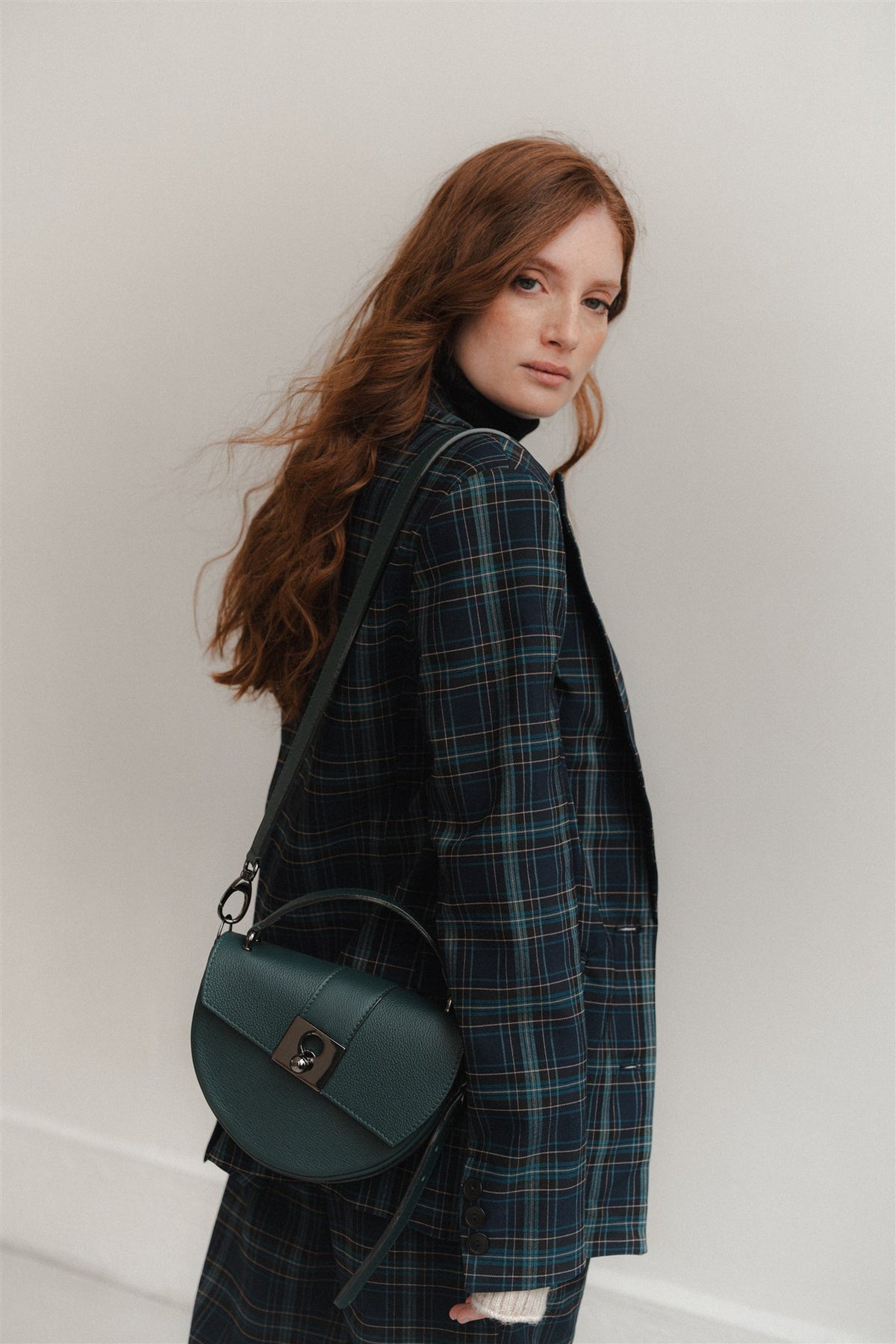 Sac demi lune vert bandoulière