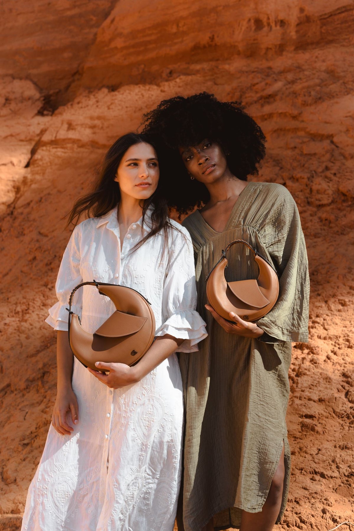 Sacs hobo en cuir camel