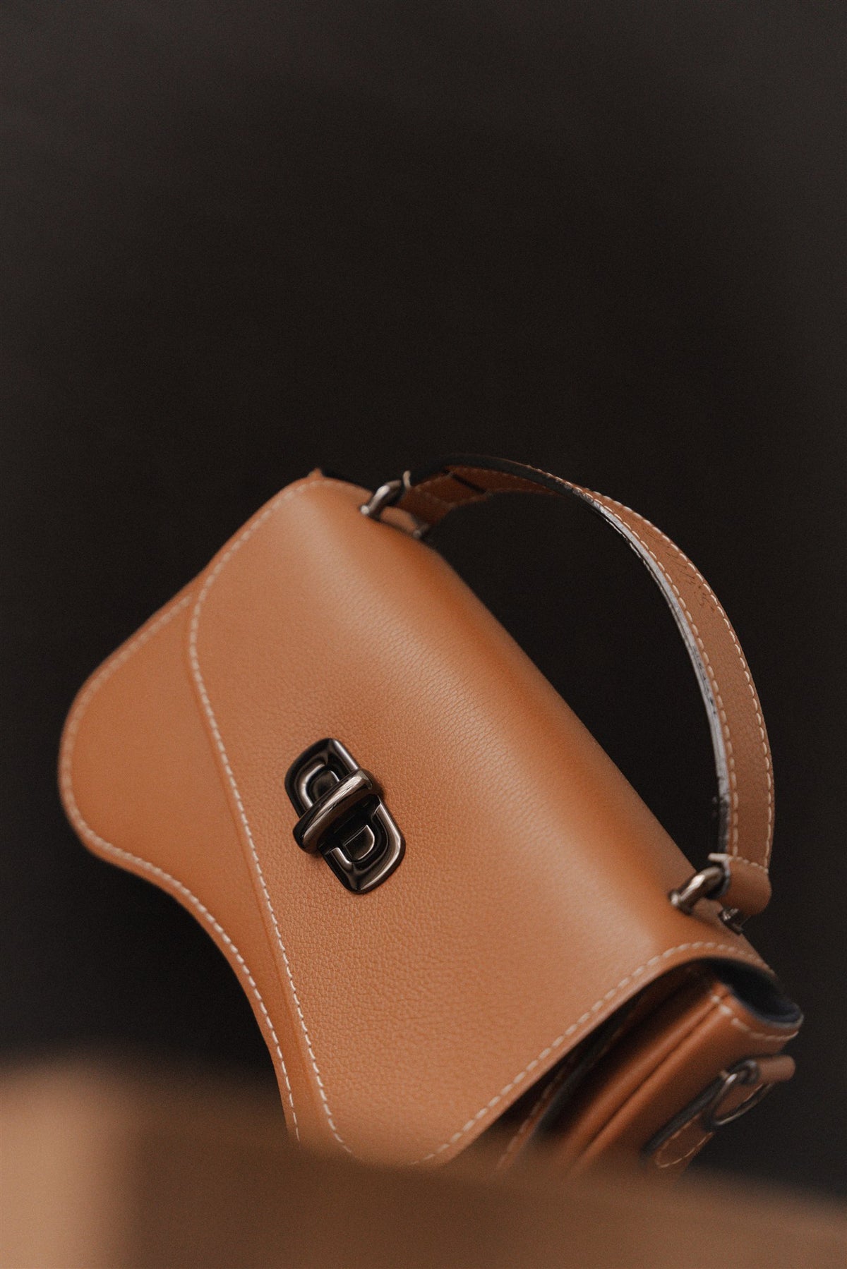 Sac forme baguette cuir souple