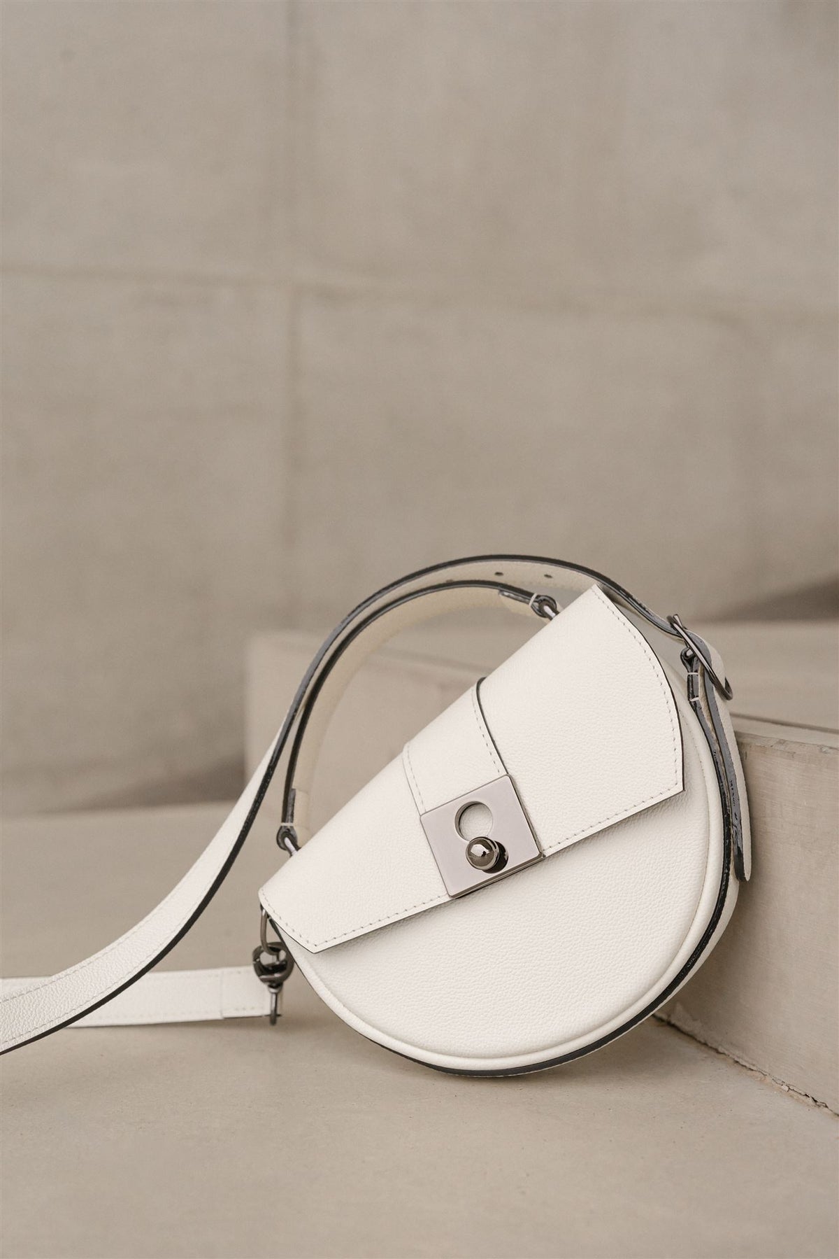Sac demi lune blanc