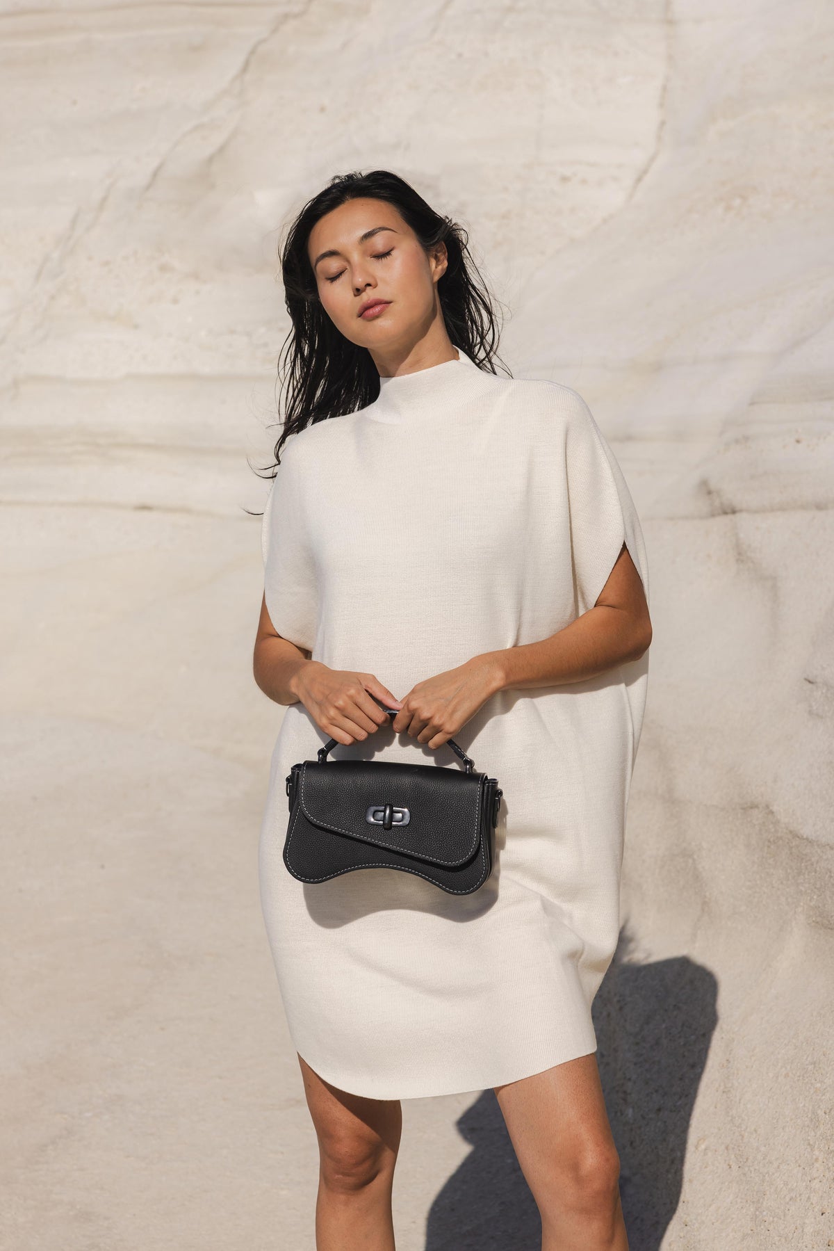 sac forme baguette noir grainé
